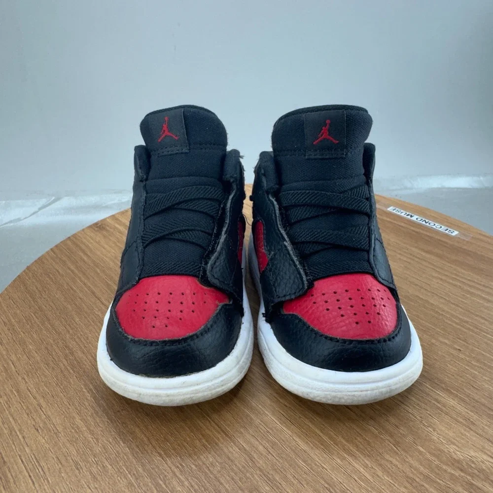 Jordan 1 Mid Toddler 5C Black Red AV7944-006 Basketball Sneakers Streetwear